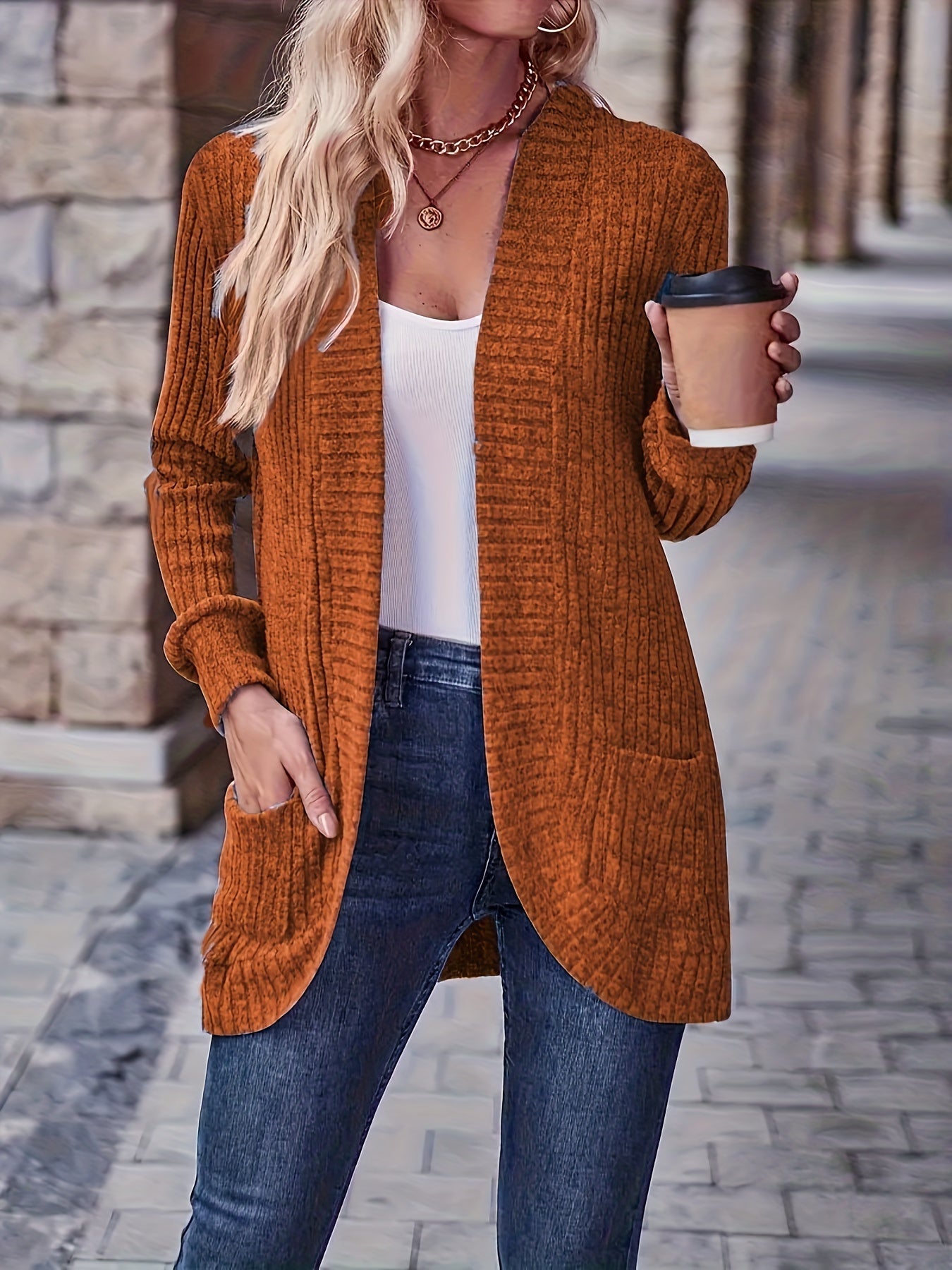 Valmai - Elegant Cardigan