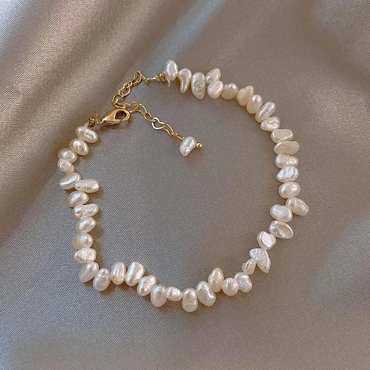 Classic Pearl Bracelet