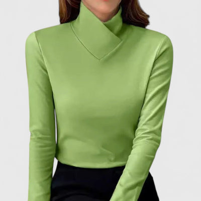 Clair - Elegant Turtleneck Fit