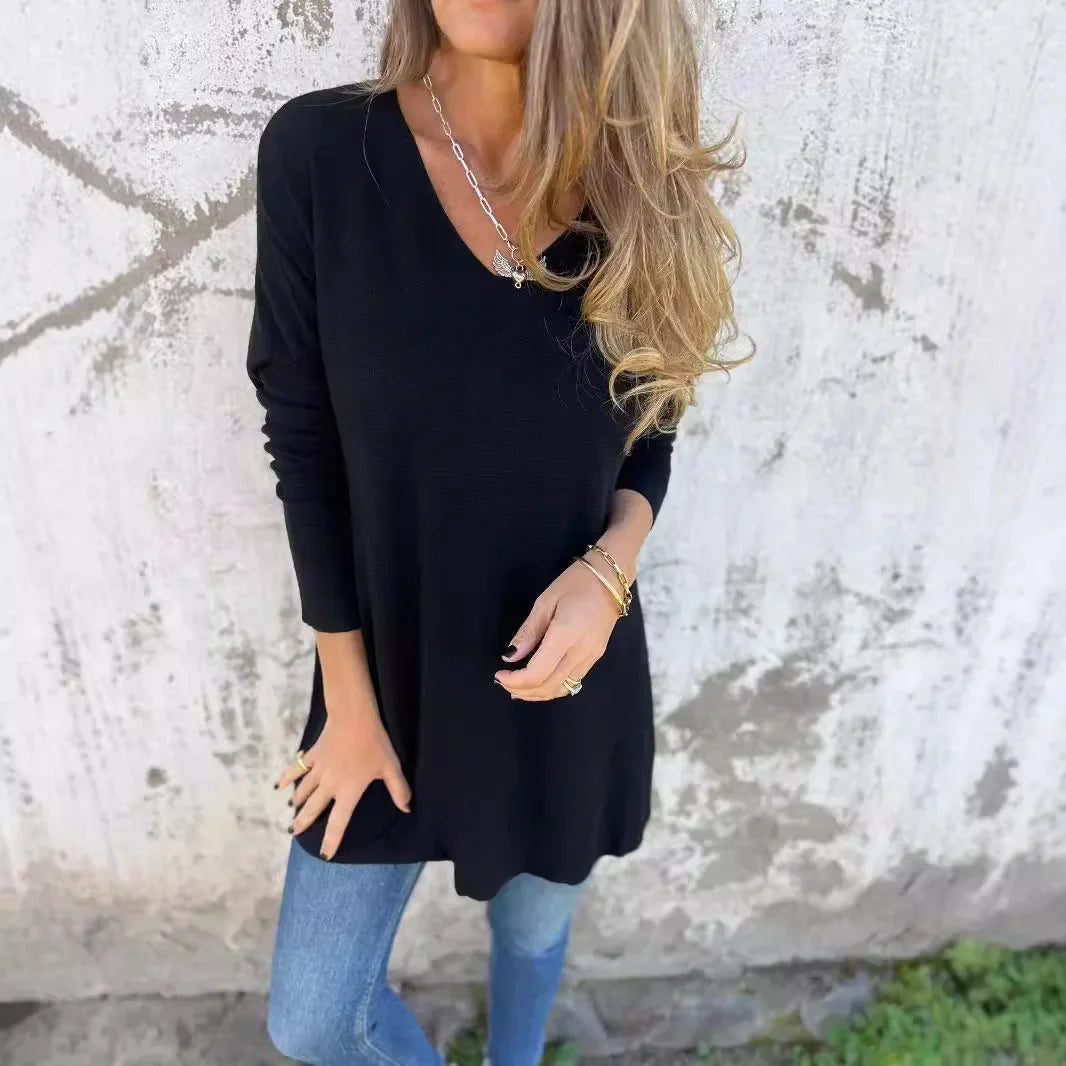 Sasha - Relaxed V-Neck Knit Tunic