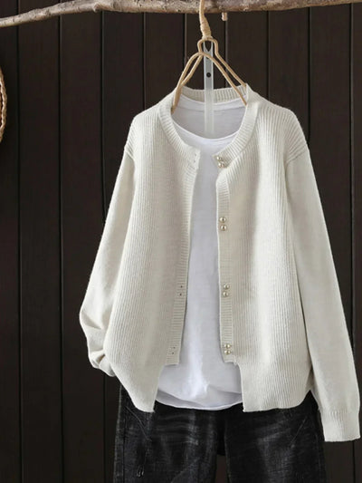Anita – Elegant Pearl-Button Cardigan