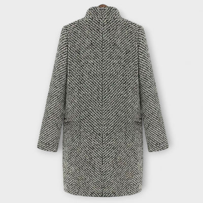 Annette – Timeless Heritage Houndstooth Coat